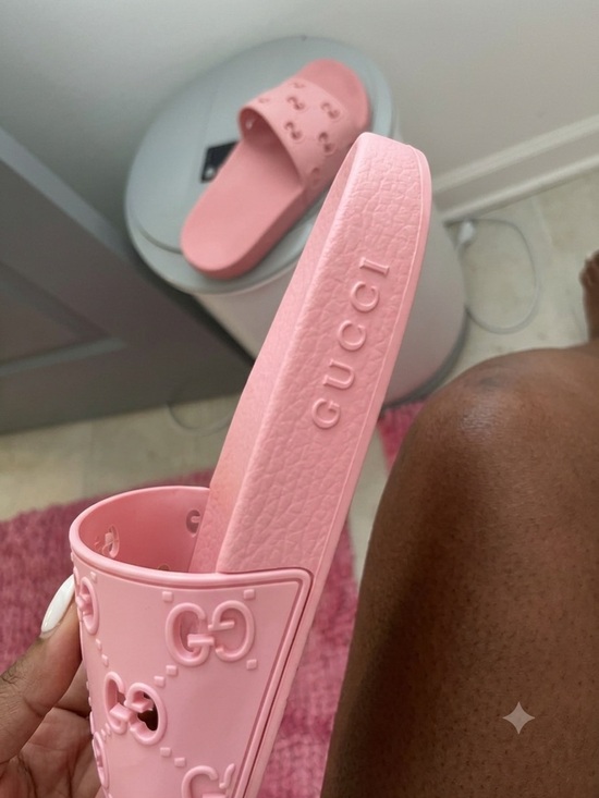 Gucci Shoes - Pink GUCCI Logo-Embellished Slide Sandals
